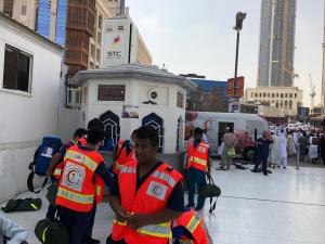 Emergency Medicine Students Participate in Providing Emergency Services for Visitors and Umrah Goers